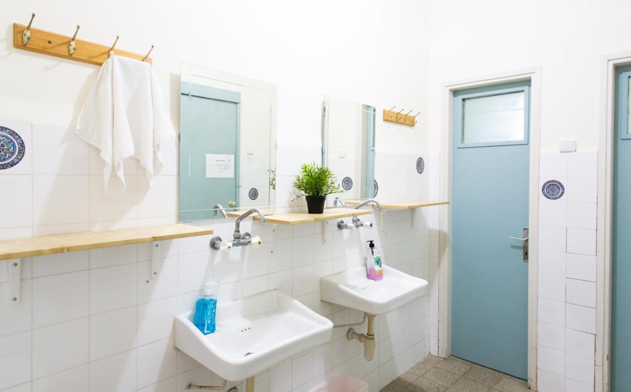 Aliyah Return Center Bed and Breakfast Degania Bet Exterior foto