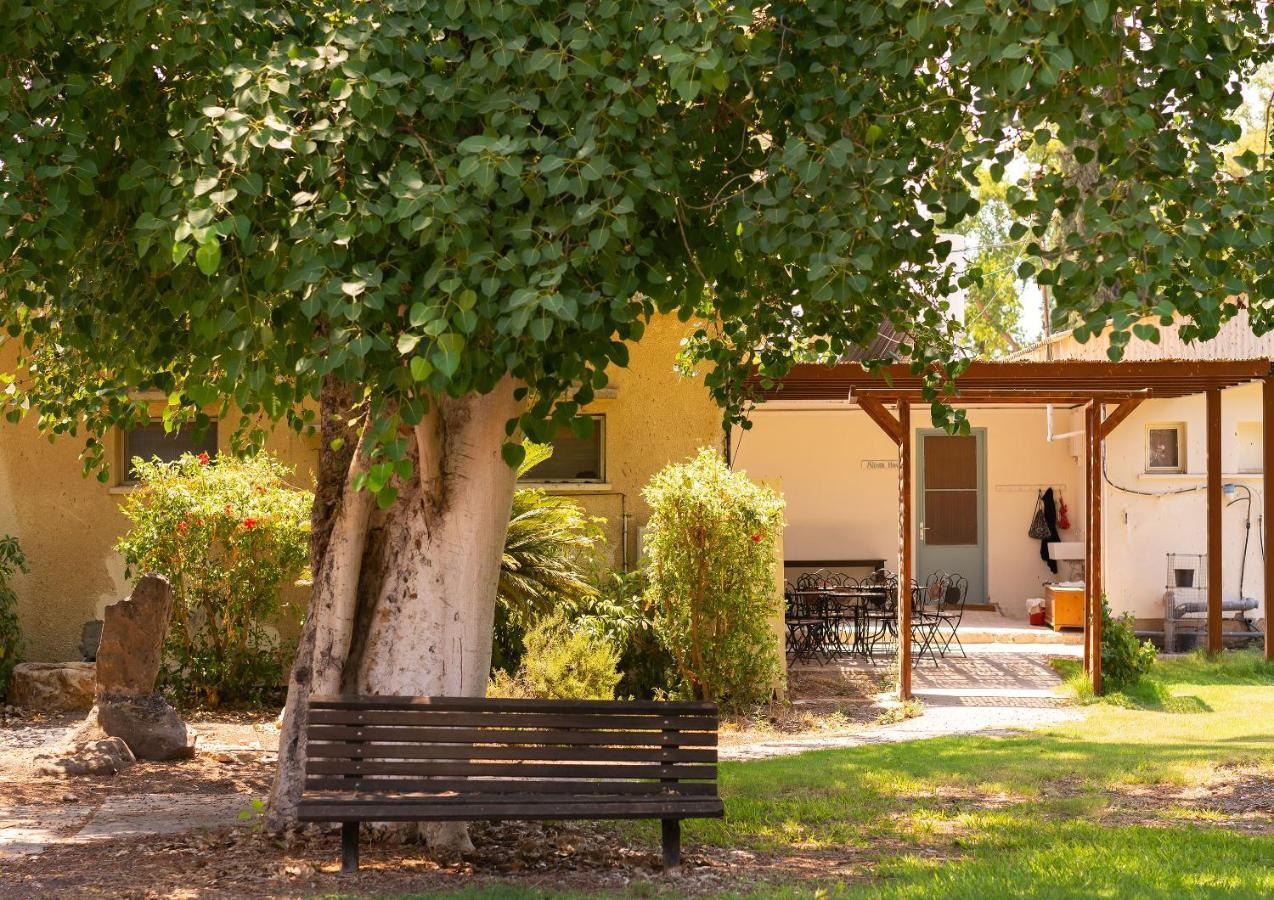 Aliyah Return Center Bed and Breakfast Degania Bet Exterior foto